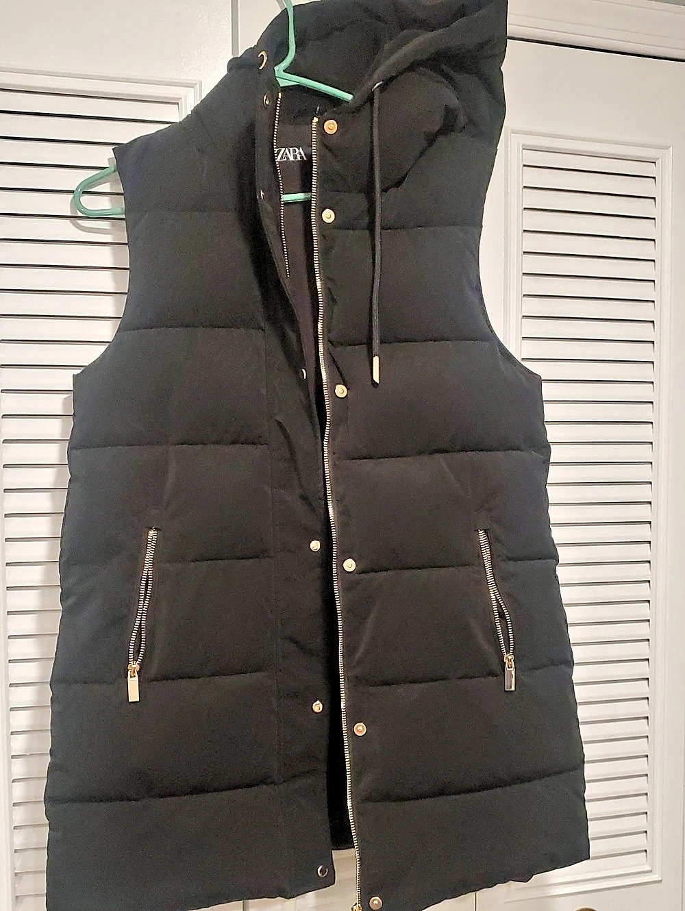 Zara Black Hooded Puffer Vest Like New